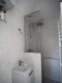 Salle d’eau créée dans l’extension